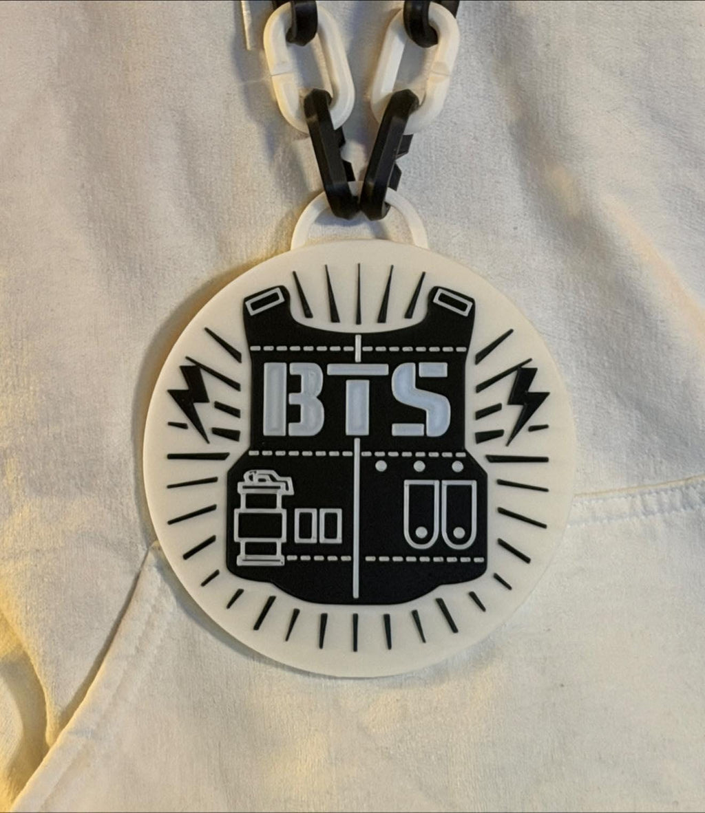 BTS Chain Necklace product photo 5