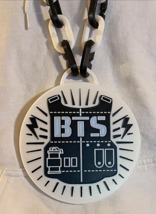 BTS Chain Necklace product photo 2
